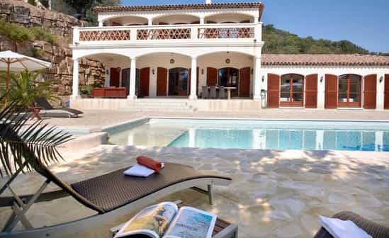 Afbeelding van accommodatie FR-1081879-Sainte-Maxime Grote prachtige villa voor 12 personen in Sainte Maxime met zwembad