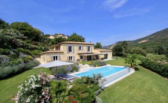 Afbeelding van accommodatie FR-1090866-Grimaud Luxe villa voor 8 personen met privézwembad in Grimaud, op slechts 6 km van het strand