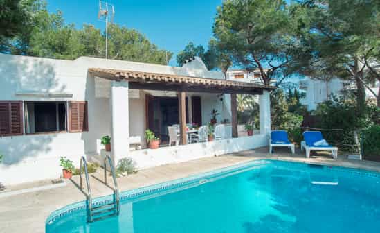 Imagen del alojamiento ES-1091140-Santanyí Beautiful holiday home in a rural setting for 6 people with private pool in Mallorca - close to the sea -