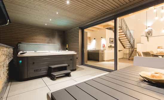 Image of accommodation BE-1091230-Bütgenbach Romantic suite with outdoor whirlpool on covered terrace