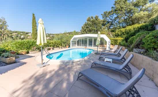 Image of accommodation FR-1091092- Les Issambres Holiday home for 10 people with private pool and beautiful sea view in the holiday region of Les issambres in the south of France.