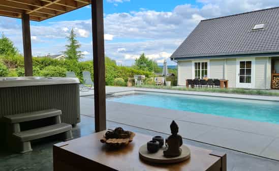 Afbeelding van accommodatie BE-1090900-Durbuy Vakantiehuis met buitenzwembad, jacuzzi en sauna in Durbuy in de Belgische Ardennen ** 2 honden zijn welkom op aanvraag **