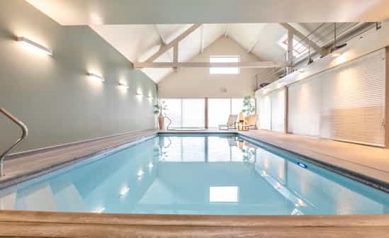 Afbeelding van accommodatie BE-1091108-Zottegem Wellness vakantiehuis in Vlaanderen met zwembad en jacuzzi.