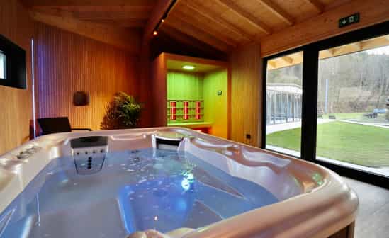 Image of accommodation BE-811-Burg-Reuland  Luxury Holiday Home&#x2F;Villa in the Ardennes along the Ravel with swimming pool (01.04. to 10.11.), sauna, jacuzzi and infrared cabin