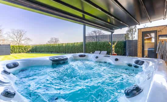 Image of accommodation BE-1091402-Bilzen Holiday cottage with private jacuzzi and sauna in the province of Limburg