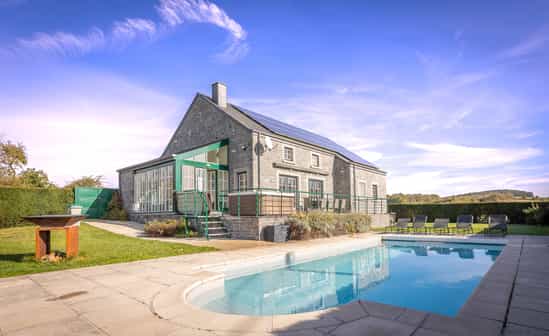 Image du logement BE-1091391-Wellin Maison de vacances avec piscine extérieure (ouverte du 01&#x2F;05 - 03&#x2F;09), jacuzzi extérieur et billard à Wellin près de Rochefort au cœur des Ardennes belges 