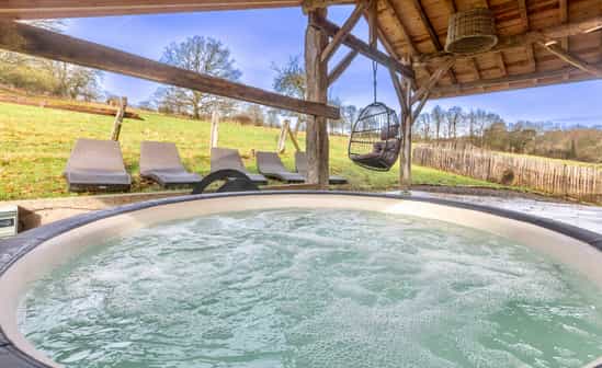 Image of accommodation BE-1091607-Waimes Cosy chalet with sauna and jacuzzi in the Belgian Ardennes 