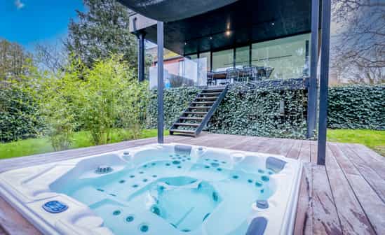 Bild von Unterkunft BE-1091615-Marche-en-Famenne Modernes Ferienhaus mit Jacuzzi in den belgischen Ardennen