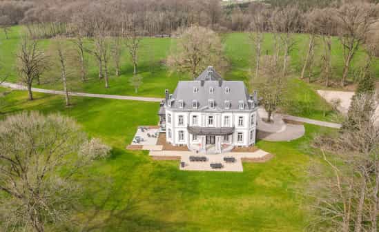 Imagen del alojamiento BE-1091632-Limbourg Luxury Holiday home in Hèvremont, Limburg with Indoor Pool and Sauna