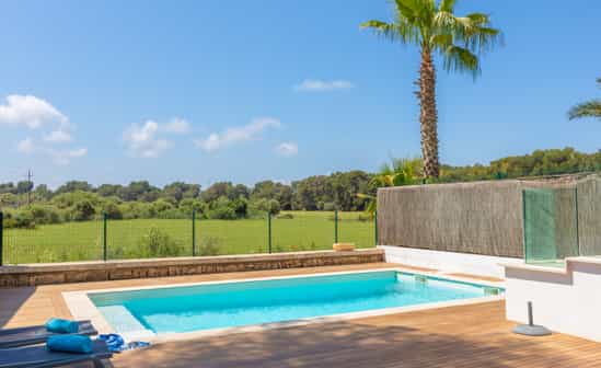 Image du logement ES-1091690-Can Picafort Villa moderne avec piscine et vue paisible, 700 mètres de la plage