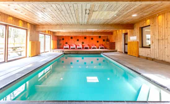 Image du logement BE-1082410-Bevercé Grande maison de vacances dans les Ardennes belges avec une piscine chauffée, sauna et bain à remous 