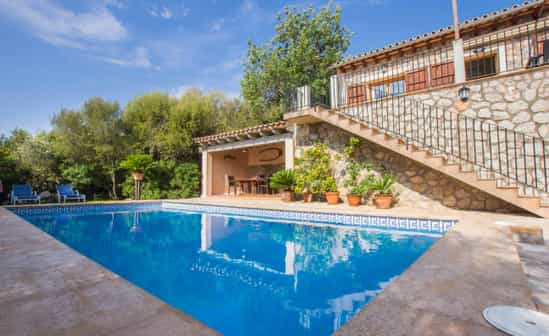 Imagen del alojamiento ES-1074493-Búger Finca with pool for 6+1 persons in quiet surroundings, in Buger on Mallorca