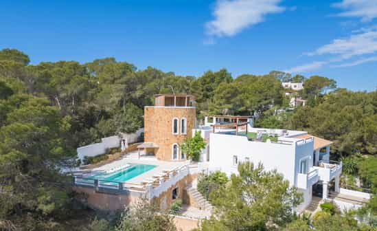 Bild von Unterkunft ES-1091761-Sant Josep de sa Talaia Wunderschöne abgelegene Villa in den Bergen mit Pool und Meerblick, ganz in der Nähe der spektakulärsten Strände von Ibiza