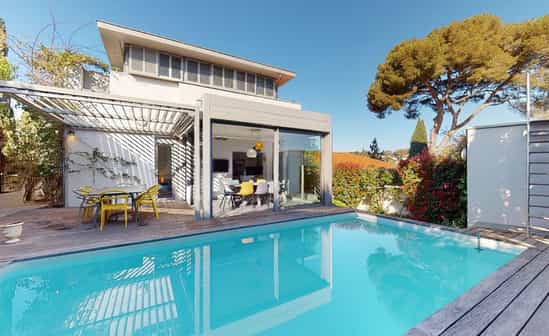 Bild von Unterkunft FR-1091764-Sanary-sur-Mer Modernes Ferienhaus mit privatem Pool für 8 Personen in Sanary-sur-Mer, Frankreich