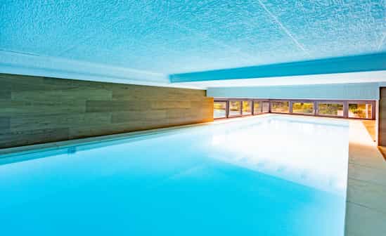 Image du logement BE-1091736-Hastière-Lavaux Maison de vacances récemment rénovée au bord de la Meuse pour 14 personnes avec piscine intérieure