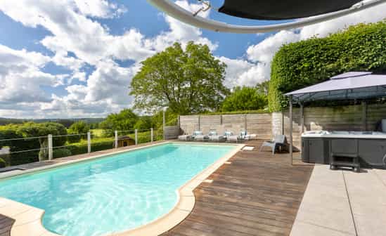 Image of accommodation BE-1091434-Lierneux Chalet with outdoor swimming pool (open from 01&#x2F;05 - 14&#x2F;10) sauna and jacuzzi in Lierneux, in the heart of the Belgian Ardennes.