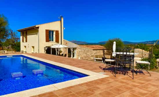 Image du logement ES-1092068-Santa Margalida Finca paisible avec vue sur la montagne et piscine, à Santa Margalinda, Majorque