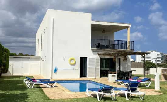 Image du logement ES-1092083-Santanyí Villa moderne avec piscine privée et jardin, près des plages de Santanyí, Majorque