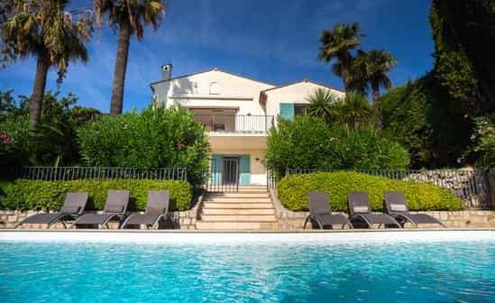 Image of accommodation FR-1092041-Saint-Jean-Cap-Ferrat  Charming villa on the Côte d&#39;Azur: luxury, garden &amp; sea views