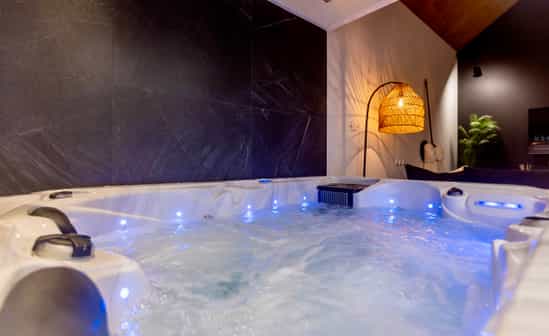 Image of accommodation BE-1091229-Bettincourt  Wellness suite with jacuzzi, sauna and mezzanine in the province of Liège