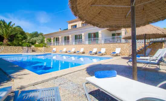 Image of accommodation ES-1092166-Petra Beautiful and elegant rural villa, surrounded by nature, with a pool and garden, located in Petra, Mallorca