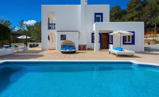 Imagen del alojamiento ES-1092226-Santa Eulària des Riu Preciosa villa con gran zona exterior y piscina en Santa Eulària des Riu, Ibiza