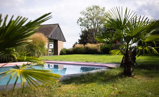 Image of accommodation DE-1092301-Meerbusch Holiday home near Düsseldorf with great garden and pool **dogs allowed**