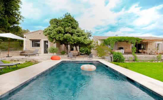 Image of accommodation FR-1092337-Gordes Beautiful villa with private pool in the hills of Gordes, in southern France