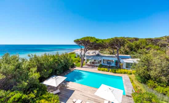 Afbeelding van accommodatie FR-1092433-Saint-Tropez Luxe villa met zwembad, tennis- en padelbanen, aan het strand van Les Salins, vlakbij Saint Tropez