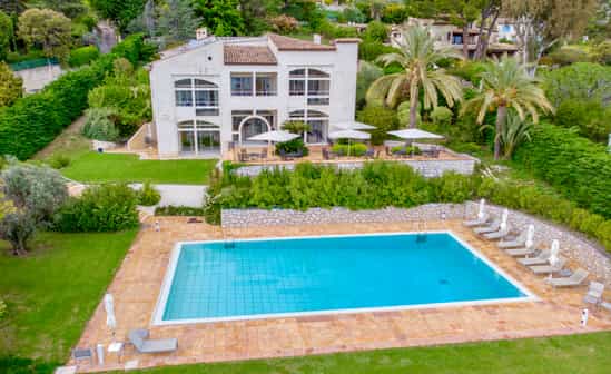 Image of accommodation FR-1092454-Saint-Paul-de-Vence Wonderful mansion with swimming pool; your oasis of serenity under the bright Côte d&#39;Azur sun!